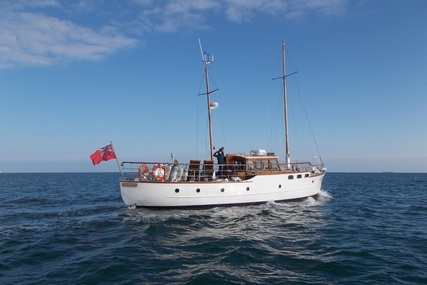 Custom McLean Gentlemans Motor Yacht for sale in United Kingdom for £80,000