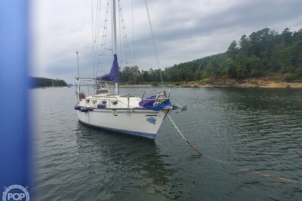 Hunter 30 for sale in United States of America for $13,750 (£10,539)