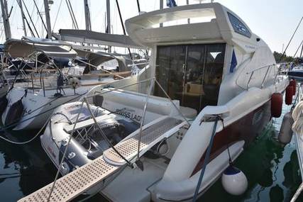 Azimut Yachts 40S for sale in Greece for €230,000 (£191,915)