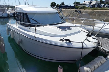 Jeanneau Merry Fisher 695 for sale in France for €39,000 (£32,849)