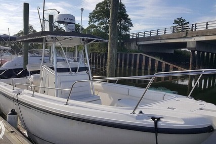 Boston Whaler 260 Outrage for sale in United States of America for $37,900 (£29,255) Boston Whaler 260 Outrage for sale in United States of America for $37,900 (£29,255)