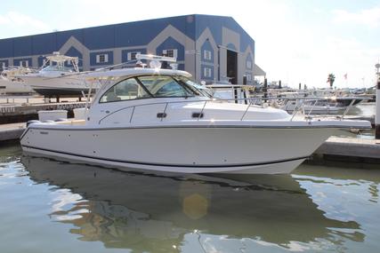 Pursuit OS 385 Offshore for sale in United States of America for $359,000 (£288,404)