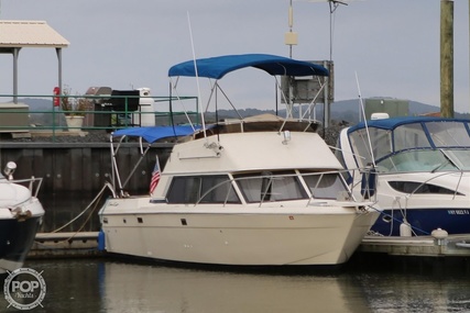 Chris-Craft 292 Catalina Sunbridge Sedan for sale in United States of America for $15,000 (£12,127)