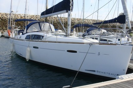 Beneteau OCEANIS 40 CLIPPER for sale in France for €92,500 (£79,283) Beneteau OCEANIS 40 CLIPPER for sale in France for €92,500 (£79,283)