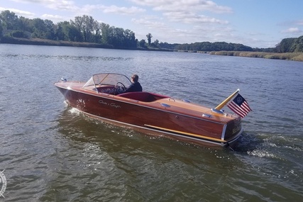 Chris-Craft Capri for sale in United States of America for $26,500 (£21,227) Chris-Craft Capri for sale in United States of America for $26,500 (£21,227)