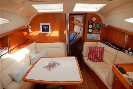 Elan Impression 384 for sale in Turkey for €75,000 (£63,845)