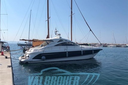 Fairline Targa 52 GT for sale in Italy for €360,000 (£306,154) Fairline Targa 52 GT for sale in Italy for €360,000 (£306,154)