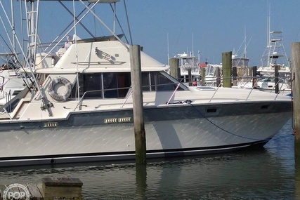 Silverton 34 Convertible for sale in United States of America for $15,500 (£12,280)