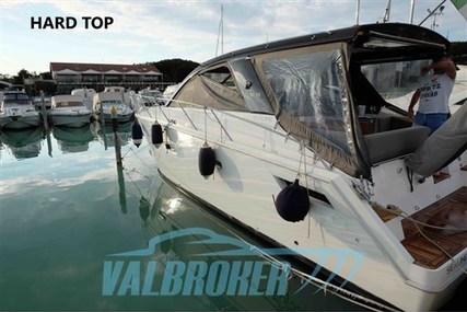Sealine SC 35 for sale in Italy for €184,000 (£158,330)