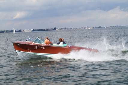 Riva Ariston for sale in Netherlands for €129,500 (£108,597) Riva Ariston for sale in Netherlands for €129,500 (£108,597)