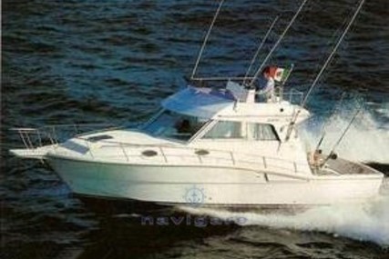 Ferretti 34 Fish for sale in Italy for €35,000 (£29,996)