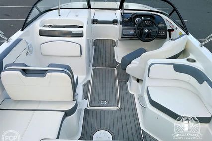 Bayliner VR6 Bowrider for sale in United States of America for $38,400 (£29,260)