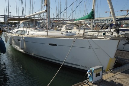 Beneteau Oceanis 46 for sale in Portugal for €170,000 (£143,587)