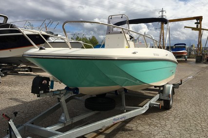 Bayliner 6 CC for sale in France for €21,500 (£18,165)