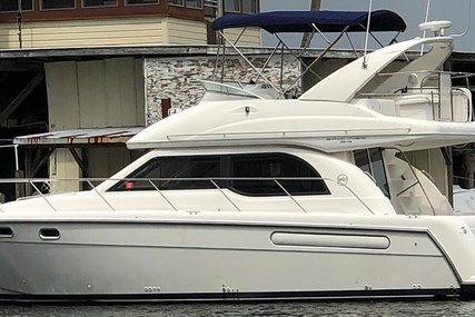 Bayliner 3488 Command Bridge for sale in United States of America for $64,000 (£49,759)