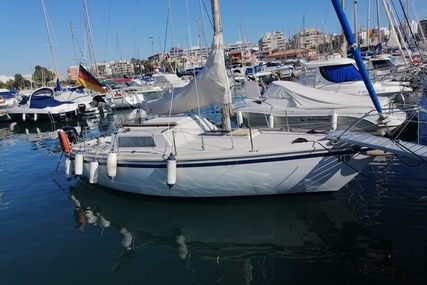 Jeanneau Sangria 25 for sale in Spain for €7,900 (£6,651) Jeanneau Sangria 25 for sale in Spain for €7,900 (£6,651)