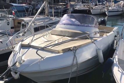 Beneteau Flyer 750 Sundeck for sale in France for €31,000 (£25,871)