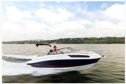 Bayliner VR5 Cuddy for sale in Germany for €58,900 (£49,586)
