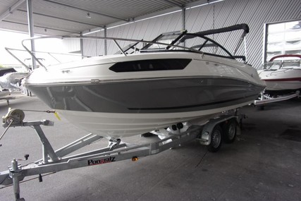 Bayliner VR5 Cuddy for sale in Germany for €58,900 (£49,586)