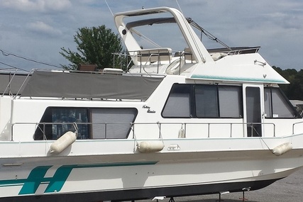 Holiday Mansion Coastal Commander 490 for sale in United States of America for $59,000 (£45,417)