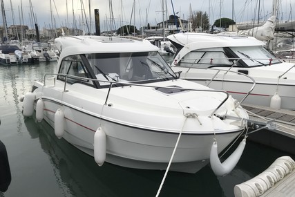 Beneteau Antares 7 OB for sale in France for €41,000 (£35,142)
