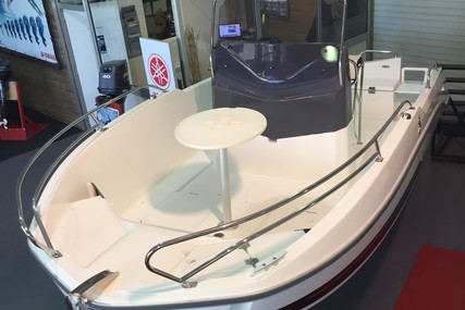 Beneteau Flyer 5.5 Spacedeck for sale in France for €29,500 (£24,923)