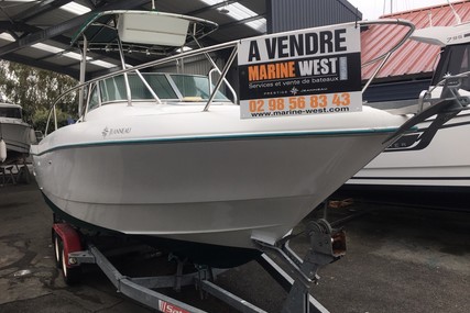 Jeanneau Cap Camarat 725 for sale in France for €15,900 (£13,568)