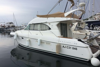 Jeanneau Prestige 36 for sale in France for €100,000 (£83,456)
