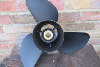 Yamaha 13 3/4 x 19 M2 Black Stainless Steel Prop For 150-300HP for sale in United Kingdom for £195 Yamaha 13 3/4 x 19 M2 Black Stainless Steel Prop For 150-300HP for sale in United Kingdom for £195