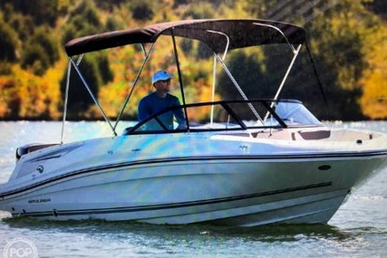 Bayliner 210 Deck Boat for sale in United States of America for $33,300 (£25,890)