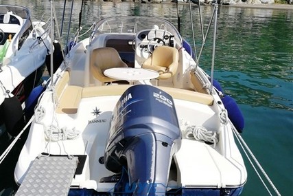 Jeanneau Cap Camarat 715 WA for sale in Italy for €28,000 (£23,962)