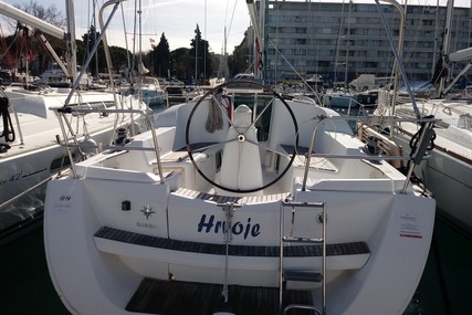 Jeanneau Sun Odyssey 36i for sale in for €39,000 (£32,425)