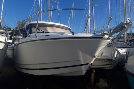 Jeanneau Merry Fisher 795 for sale in France for €54,000 (£45,484)