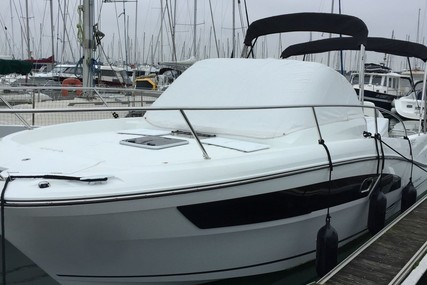 Jeanneau Cap Camarat 9.0 wa for sale in France for €98,000 (£81,787)