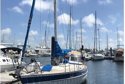 Hallberg-Rassy 352 for sale in United States of America for $93,400 (£71,046)