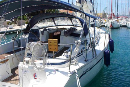 Bavaria Yachts 37 Cruiser for sale in France for €40,000 (£33,785)