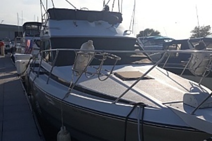 Chris-Craft Amerosport Sedan 320 for sale in United States of America for $20,750 (£15,748)