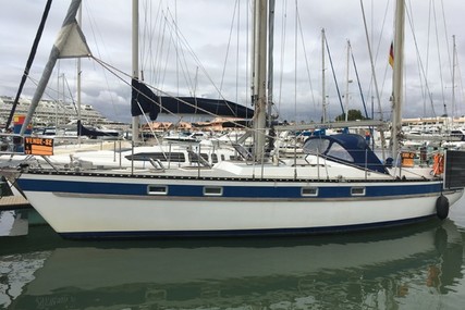 Hallberg-Rassy 38 for sale in Portugal for €55,000 (£46,455)