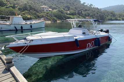 Donzi 35 ZF Cuddy for sale in France for €79,000 (£66,644)