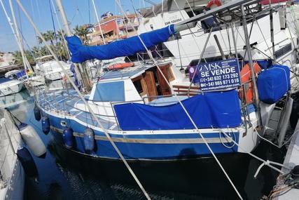 Bruce Robert 36 for sale in Spain for €24,750 (£21,151)