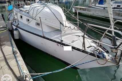 Hunter 33 Cherubini for sale in United States of America for $15,000 (£11,473)