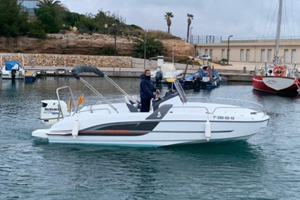 Beneteau Flyer 6.6 Spacedeck for sale in Spain for €37,000 (£33,287)