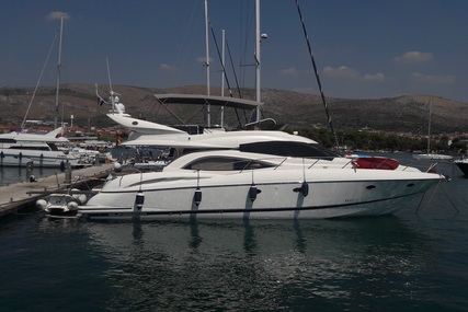 Sunseeker Manhattan 56 for sale in Italy for €250,000 (£215,554)